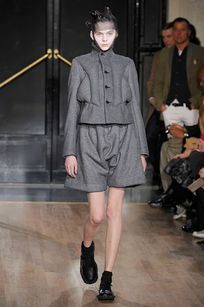 Look 26